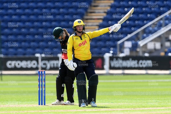 190426 - Glamorgan Women v Leicestershire Foxes Women - Metro Bank One Day Cup Women League 2 - Lauren Parfitt of Glamorgan Women hits 50