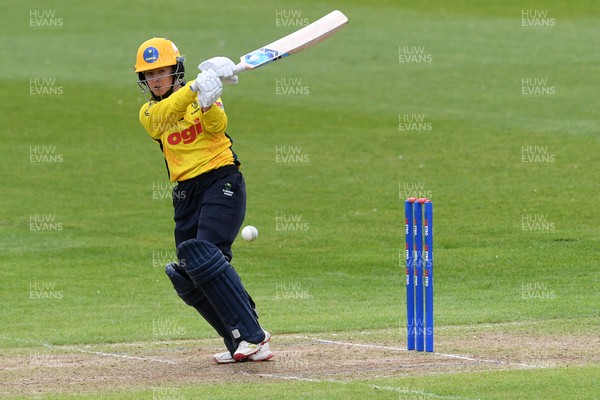190426 - Glamorgan Women v Leicestershire Foxes Women - Metro Bank One Day Cup Women League 2 - Sara Phillips of Glamorgan Women batting