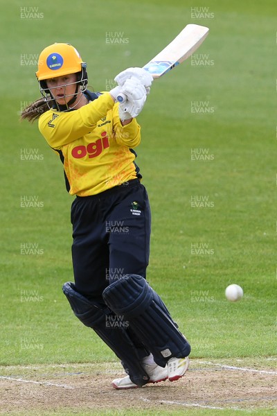 190426 - Glamorgan Women v Leicestershire Foxes Women - Metro Bank One Day Cup Women League 2 - Sara Phillips of Glamorgan Women batting