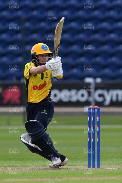 190426 - Glamorgan Women v Leicestershire Foxes Women - Metro Bank One Day Cup Women League 2 - Bethan Gammon of Glamorgan Women batting