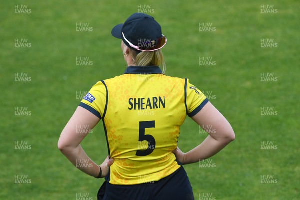 190426 - Glamorgan Women v Leicestershire Foxes Women - Metro Bank One Day Cup Women League 2 - Anna-Mae Shearn of Glamorgan Women