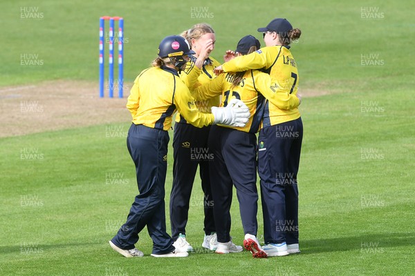 190426 - Glamorgan Women v Leicestershire Foxes Women - Metro Bank One Day Cup Women League 2 - Sara Phillips of Glamorgan Women catches the ball to dismiss Ellen Watson of Leicestershire Women, bowled by Gemma Porter of Glamorgan Womenl