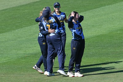 030726 - Glamorgan Women v Middlesex Women - Vitality Blast Women League 2 - Lauren Parfitt of Glamorgan Women catches the ball to dismiss Pippa Sproul of Middlesex Women