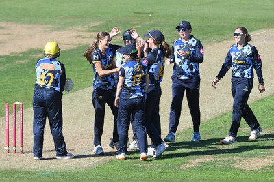 030726 - Glamorgan Women v Middlesex Women - Vitality Blast Women League 2 - Eve Jackson of Glamorgan Women bowls the ball to dismiss Lauren Turner of Middlesex Women and win the match