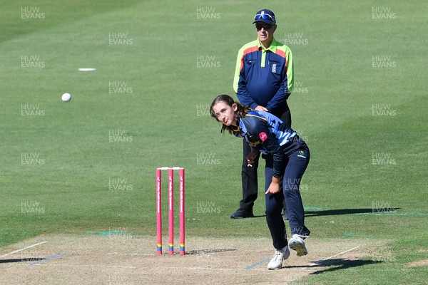 030726 - Glamorgan Women v Middlesex Women - Vitality Blast Women League 2 - Katy Cobb of Glamorgan Women bowling
