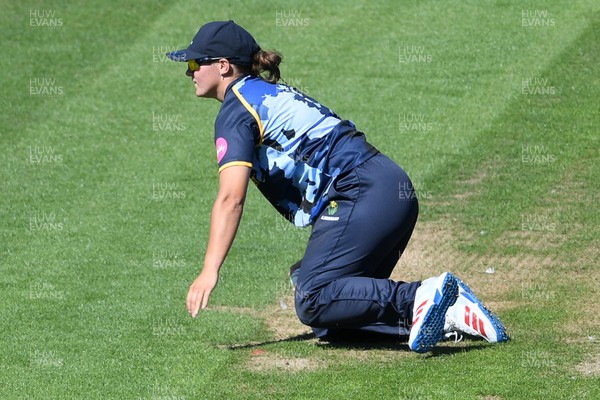 030726 - Glamorgan Women v Middlesex Women - Vitality Blast Women League 2 - (sub) Mullan) of Glamorgan Women catches the ball to dismiss Saskia Horley of Middlesex Women