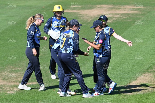 030726 - Glamorgan Women v Middlesex Women - Vitality Blast Women League 2 - (sub) Mullan) of Glamorgan Women catches the ball to dismiss Saskia Horley of Middlesex Women
