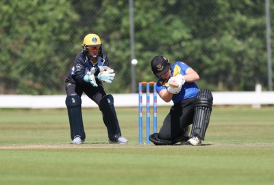 270625  Glamorgan Women v Sussex Sharks, Vitality Blast Women League Two South - Rachel King of Sussex Sharks plays a shot