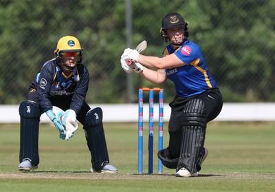 270625  Glamorgan Women v Sussex Sharks, Vitality Blast Women League Two South - Rachel King of Sussex Sharks plays a shot