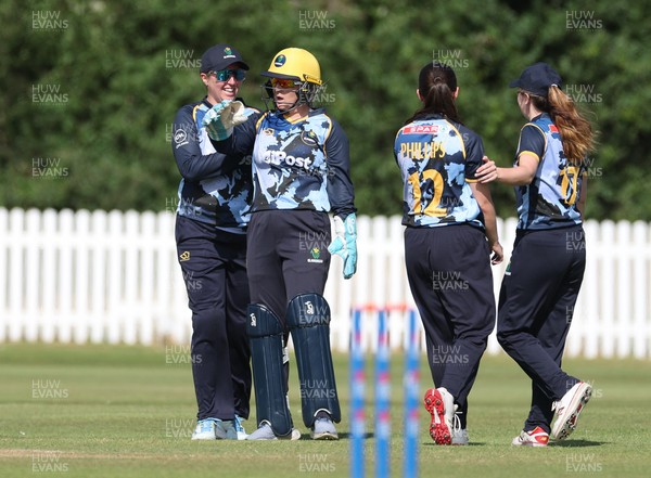 270625  Glamorgan Women v Sussex Sharks, Vitality Blast Women League Two South - Glamorgan celebrate after Georgia Parfitt of Glamorgan Women catches Nancy Harman of Sussex Sharks