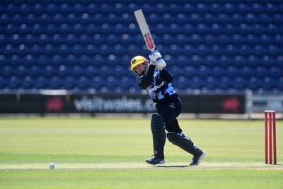100525 - Glamorgan Women v Sussex Sharks Women, T20 Vitality Blast Women’s County Cup - Daisy Jeanes of Glamorgan Women batting
