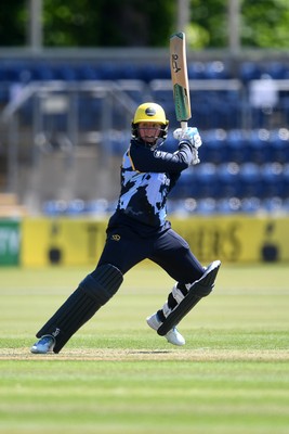 100525 - Glamorgan Women v Sussex Sharks Women, T20 Vitality Blast Women’s County Cup - Lauren Parfitt of Glamorgan Women batting