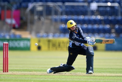 100525 - Glamorgan Women v Sussex Sharks Women, T20 Vitality Blast Women’s County Cup - Lauren Parfitt of Glamorgan Women batting