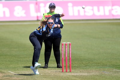 100525 - Glamorgan Women v Sussex Sharks Women, T20 Vitality Blast Women’s County Cup - Gemma Porter of Glamorgan Women bowling
