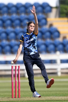100525 - Glamorgan Women v Sussex Sharks Women, T20 Vitality Blast Women’s County Cup - Eve Jackson of Glamorgan Women bowling