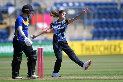 100525 - Glamorgan Women v Sussex Sharks Women, T20 Vitality Blast Women’s County Cup - Eve Jackson of Glamorgan Women bowling