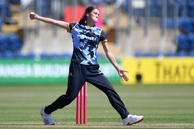 100525 - Glamorgan Women v Sussex Sharks Women, T20 Vitality Blast Women’s County Cup - Eve Jackson of Glamorgan Women bowls the ball to dismiss Jasmine Westley of Sussex Women