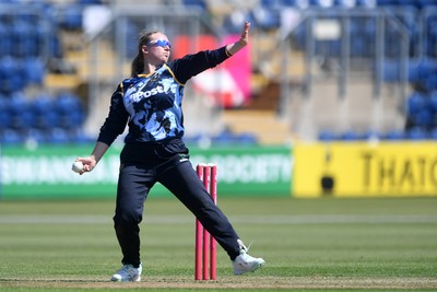 100525 - Glamorgan Women v Sussex Sharks Women, T20 Vitality Blast Women’s County Cup - Gemma Porter of Glamorgan Women bowls the ball to dismiss Talitha Stanley of Sussex Women