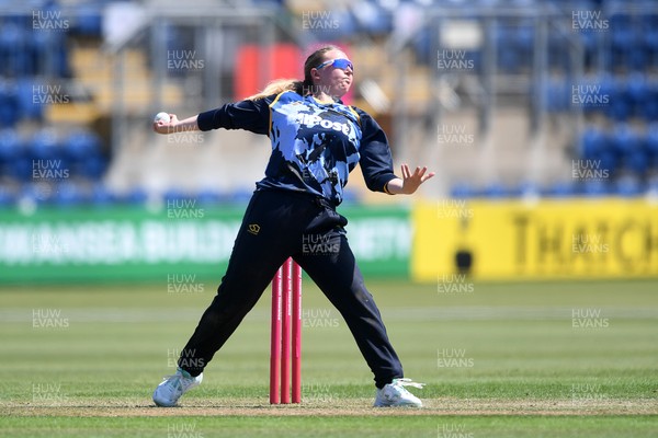 100525 - Glamorgan Women v Sussex Sharks Women, T20 Vitality Blast Women’s County Cup - Gemma Porter of Glamorgan Women bowling