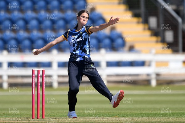 100525 - Glamorgan Women v Sussex Sharks Women, T20 Vitality Blast Women’s County Cup - Eve Jackson of Glamorgan Women bowling