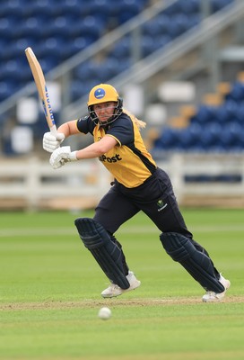 190425 - Glamorgan Women v Sussex Sharks, Metro Bank One Day Cup - Gemma Porter of Glamorgan Women