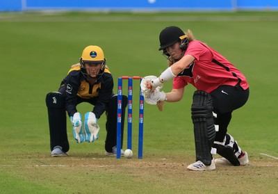 190425 - Glamorgan Women v Sussex Sharks, Metro Bank One Day Cup - Mollie Adams of Sussex Sharks plays a shot