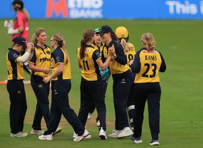 190425 - Glamorgan Women v Sussex Sharks, Metro Bank One Day Cup - Glamorgan Women celebrate taking the wicket of Jazz Westley of Sussex Sharks
