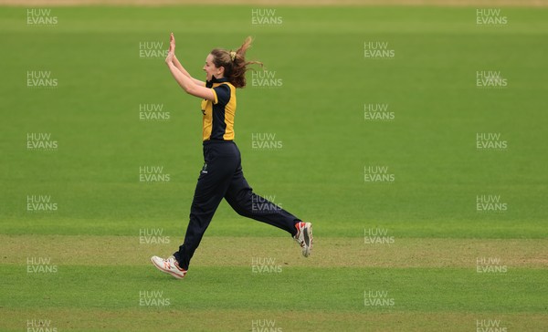 190425 - Glamorgan Women v Sussex Sharks, Metro Bank One Day Cup - Nicole Reid of Glamorgan Women celebrates with team mates after Chiara Green of Sussex Sharks is run out