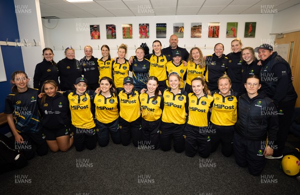 190425 - Glamorgan Women v Sussex Sharks, Metro Bank One Day Cup - The Glamorgan Women’s team and staff in the changing room after their historic win