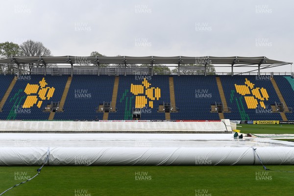 190425 - Glamorgan Women v Sussex Women - Metro Bank One Day Cup - The start of play is delayed at Sophia Gardens due to poor weather from the night before