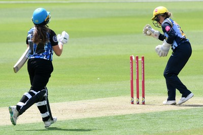050726 - Glamorgan Women v Worcestershire Rapids Women - Vitality Blast Women League 2 - Lucy Harris of Worcestershire is run out by Bethan Gammon and Megan Sturge of Glamorgan Women