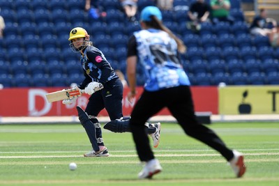 050726 - Glamorgan Women v Worcestershire Rapids Women - Vitality Blast Women League 2 - Daisy Jeanes of Glamorgan Women batting