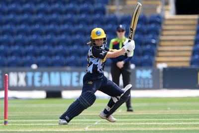 050726 - Glamorgan Women v Worcestershire Rapids Women - Vitality Blast Women League 2 - Bethan Gammon of Glamorgan Women batting