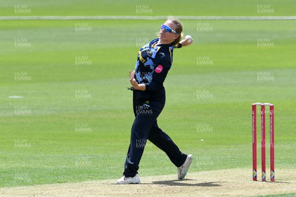 050726 - Glamorgan Women v Worcestershire Rapids Women - Vitality Blast Women League 2 - Gemma Porter of Glamorgan Women