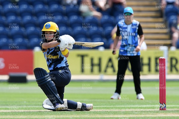 050726 - Glamorgan Women v Worcestershire Rapids Women - Vitality Blast Women League 2 - Bethan Gammon of Glamorgan Women hits the winning shot
