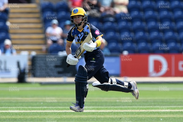 050726 - Glamorgan Women v Worcestershire Rapids Women - Vitality Blast Women League 2 - Bethan Gammon of Glamorgan Women hits the winning shot