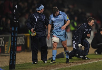 19.02.10 - Glasgow v Cardiff Blues - Magners League - Ben Blair of Cardiff Blues leaves the field with an injury. 