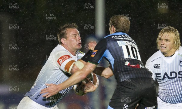 060913 Glasgow v Cardiff Blues…Cardiff's Matthew Rees takes contact from Scott Wight  