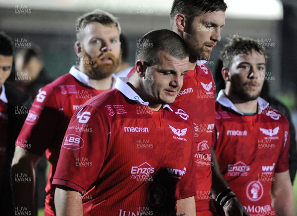 011218 - Glasgow v Scarlets - Guinness PRO14 -  Scarlets players leave the field dejected