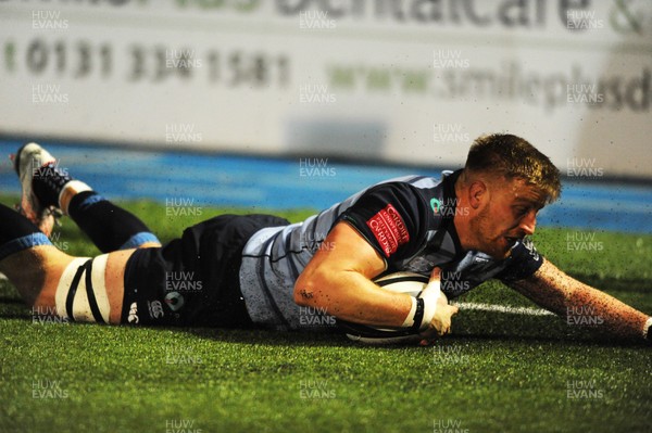 011217 - Glasgow Warriors v Cardiff Blues - Guinness PRO14 -  Macaulay Cook of Cardiff crashes over in the corner for a first half try