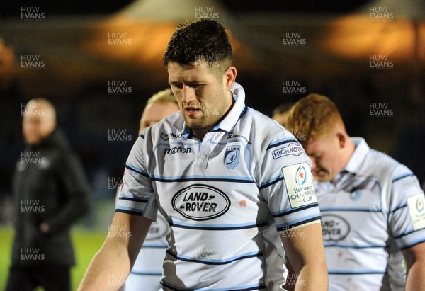 120119 - Glasgow Warriors v Cardiff Blues - Guinness PRO14 -  Rory Thornton of Cardiff leaves the field dejected following defeat to the home side