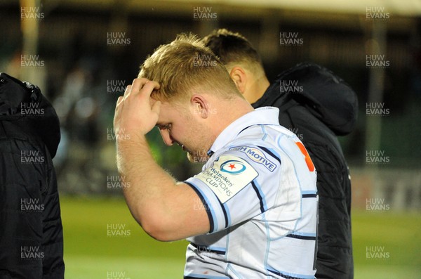 120119 - Glasgow Warriors v Cardiff Blues - Guinness PRO14 -  Ethan Lewis of Cardiff leaves the field dejected following defeat to the home side