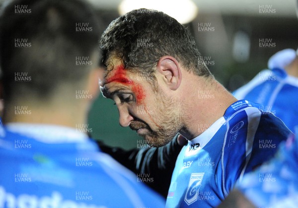 290918 - Glasgow Warriors v Dragons - Guinness PRO14 -  Adam Warren of Dragons stands dejected at the end of the match