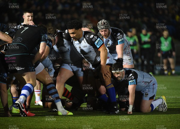 170224 - Glasgow Warriors v Dragons RFC - United Rugby Championship - (L to R) Aki Seiuli of Dragons, Dan Lydiate of Dragons and James Benjamin of Dragons