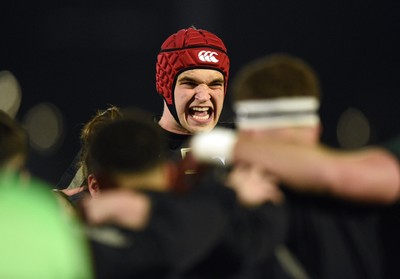 010325 - Glasgow Warriors v Ospreys - United Rugby Championship - Opreys players during the warm up