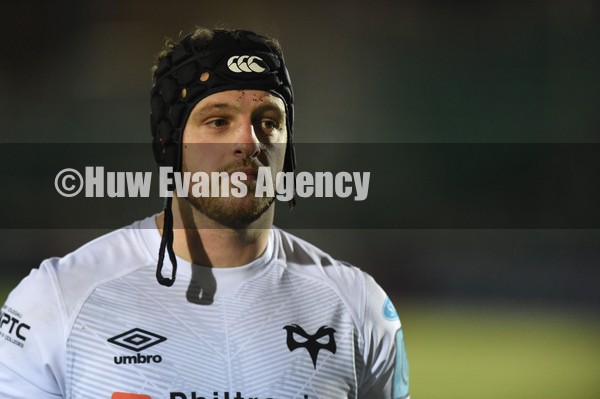 080122 - Glasgow Warriors v Ospreys - United Rugby Championship - Dan Evans of Ospreys