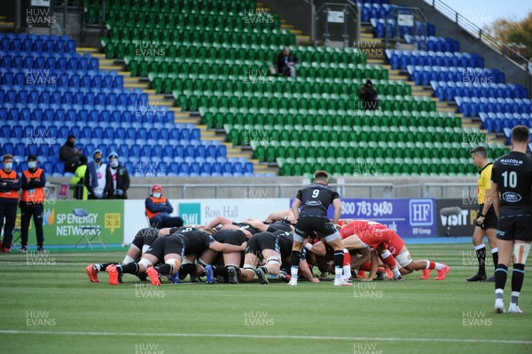 111020 - Glasgow Warriors v Scarlets - Guinness PRO14 - A scrum in front of an empty stadium due to Covid-19 government restrictions