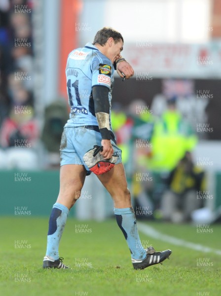 18.01.09 - Gloucester v Cardiff Blues - Heineken Cup - Cardiff's Tom James walks to the changing rooms after being shown a red card. 