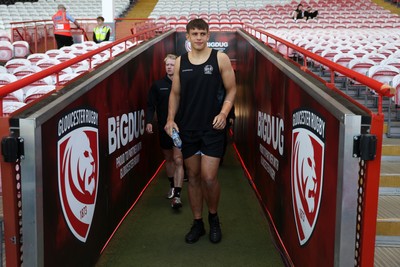 270425 - Gloucester Rugby v Exeter Chiefs - Premiership - Dafydd Jenkins of Exeter Chiefs arrives at the stadium
