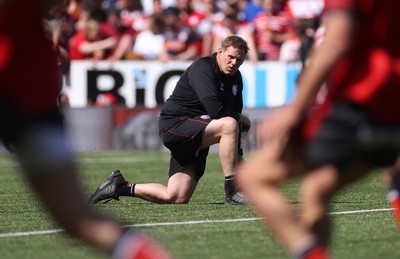 270425 - Gloucester Rugby v Exeter Chiefs - Premiership - Gloucester Coach Thomas Rhys Thomas